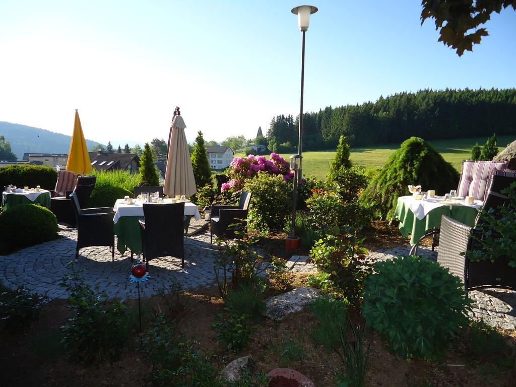 Berghotel Schiller Schonach im Schwarzwald 객실 사진